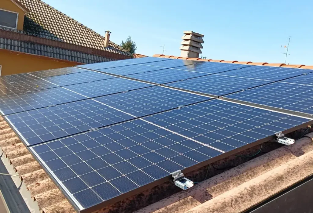 Impianti fotovoltaici a Bergamo e provincia: scopri i vantaggi Orobicatech Impianto fotovoltaico Caravaggio